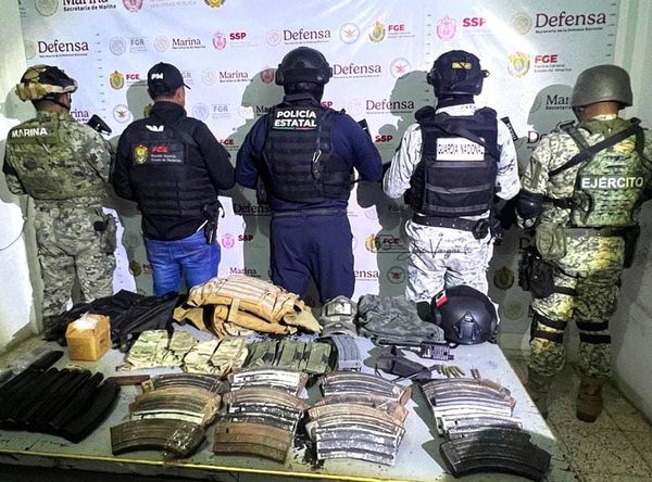 ¡ENCUENTRAN ARMAS EN CASA DE SEGURIDAD!