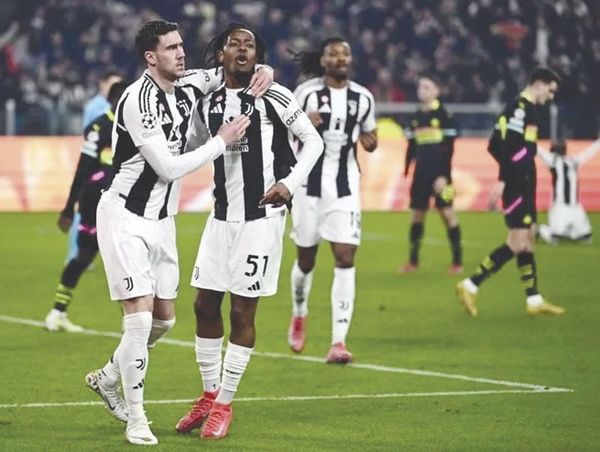 ¡SACA JUVENTUS VENTAJA MÍNIMA ANTE PSV!