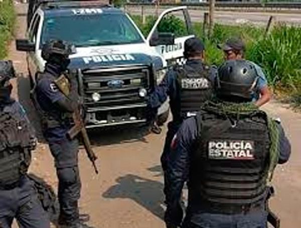 ¡SIGUEN LOS ABUSOS Y EXTORSIONES DE LA POLICÍA ESTATAL EN CARDEL!