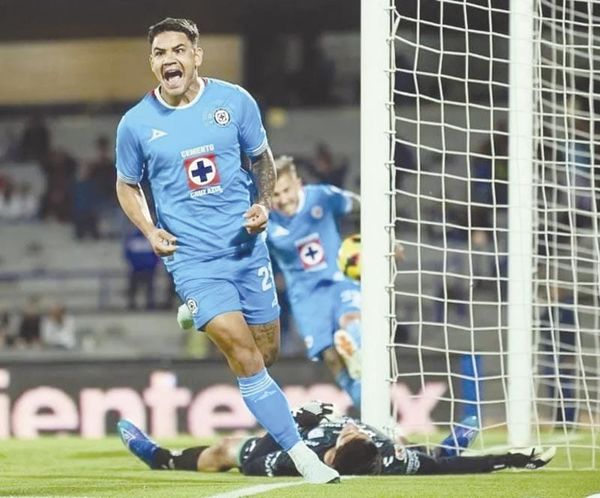 ¡CRUZ AZUL ROMPE MALEFICIO COMO LOCAL!