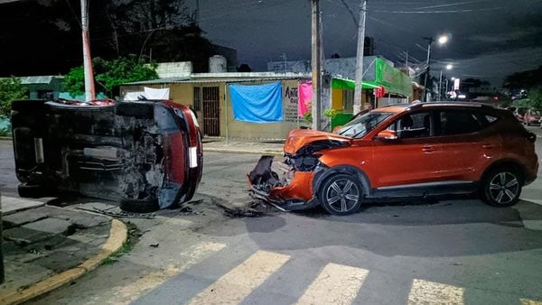 ¡ENCONTRONAZO FRENTE AL PALACIO MUNICIPAL!