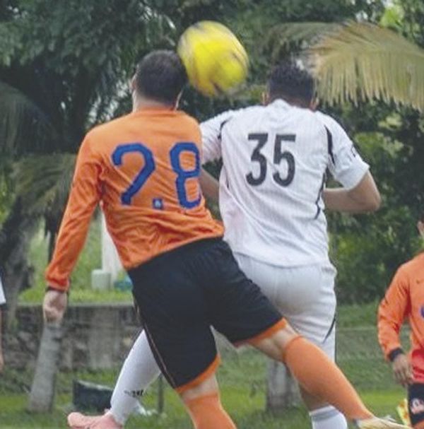 ¡LOS ROBLES RECIBE A LIMPIA PÚBLICA EN LA MASTER C!