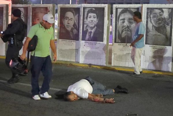 ¡TRABAJADOR DE ADO HERIDO EN MOTOCICLETAZO!