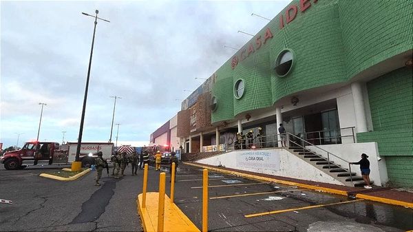 ¡INCENDIO EN LA HILACHA! - DE SERGIO PAZOS *EN BOCA DEL RÍO