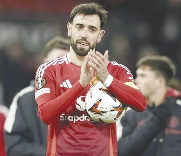 ¡BRUNO FERNANDES CARGA CON EL UNITED Y ECHAN A LA REAL!