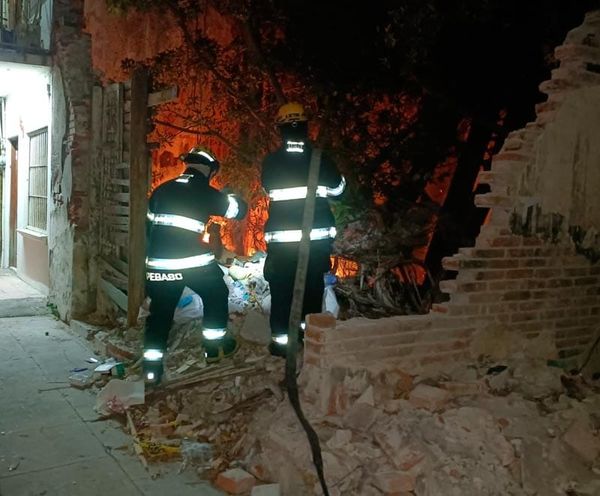 ¡PROVOCAN INCENDIO EN VIVIENDA ABANDONADA!