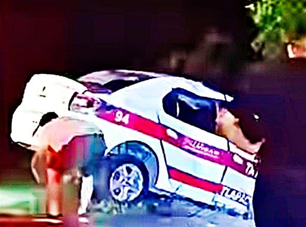 ¡TAXI PIERDE LA BRÚJULA Y CAYÓ A UN BARRANCO!