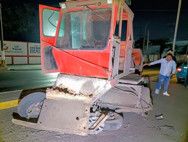 ¡SE DESABARATA BARREDORA EN UN “TORTAZO”!