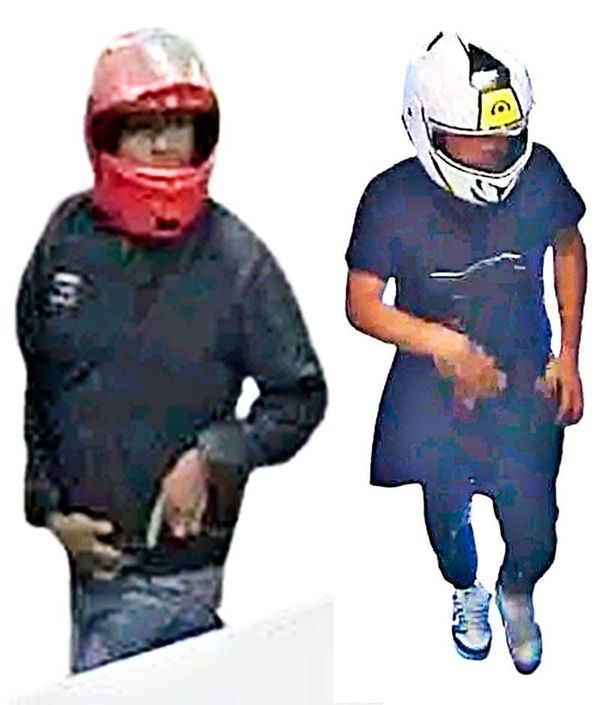 ¡EMPISTOLADOS ASALTAN COMERCIOS Y SE FUGAN EN MOTO!