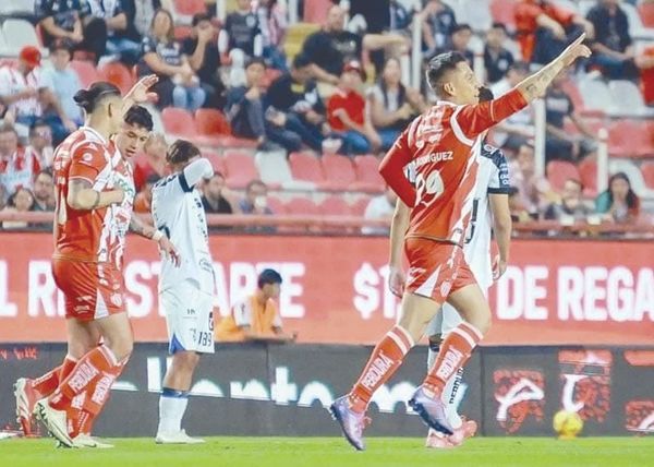 ¡NECAXA ELECTROCUTA A LOS GALLOS EN AGUASCALIENTES!