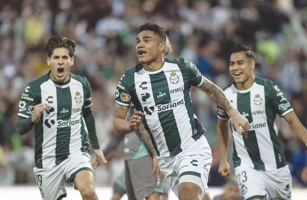 ¡SANTOS QUITA EL INVICTO AL LEÓN!