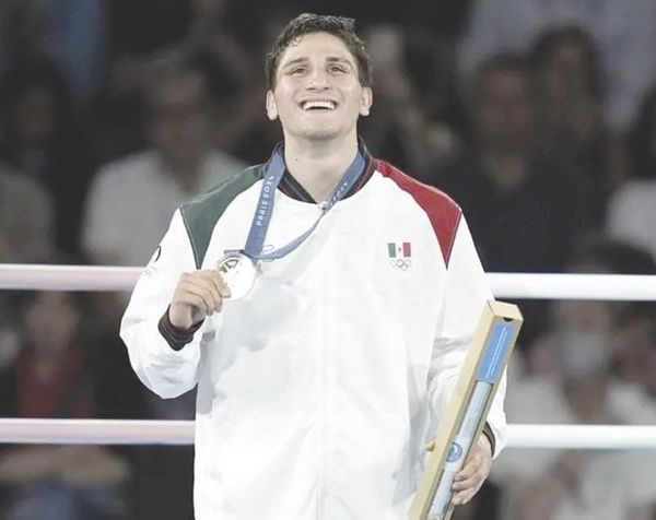 ¡DEBUTARÁ MARCO VERDE EN FUNCIÓN DE “CANELO” ÁLVAREZ!