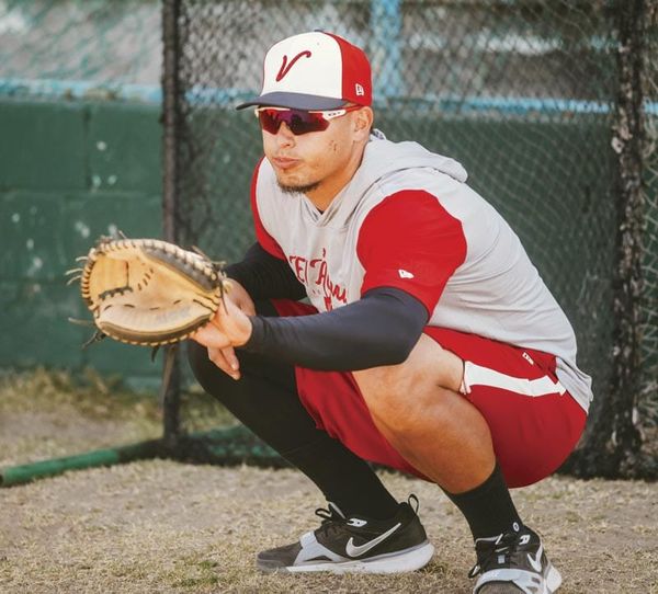 ¡JUAN URIARTE VIENE POR UN BUEN AL ÁGUILA!