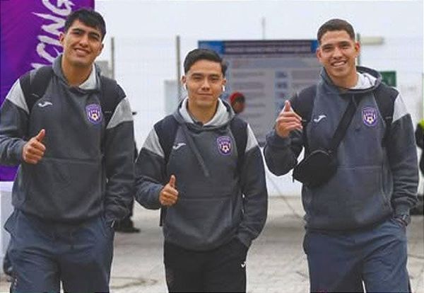 ¡RACING VISITA HOY A VENADOS EN MÉRIDA!