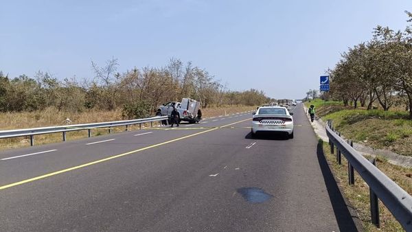 ¡EMBOSCAN A POLICIAS ESTATALES EN VEGA DE ALATORRE!