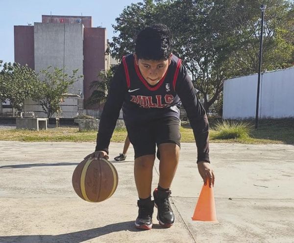 ¡ABRE SUS PUERTAS ACADEMIA DRAGONES NEGROS!