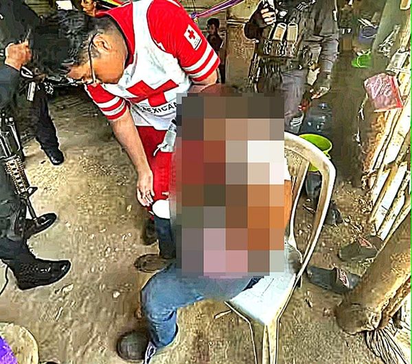 ¡PAPÁ MACHETEÓ A SU HIJO EN PLIETO FAMILIAR!