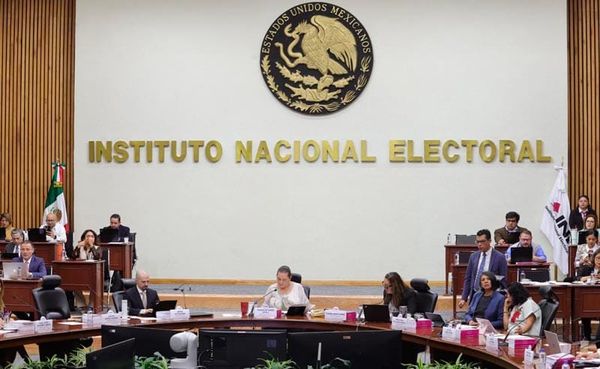 ¡YA ES UN COCHINERO! - *Y ni ha empezado la carrera por alcaldías