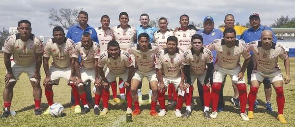 ¡TIGRES MANTIENE LIDERATO!