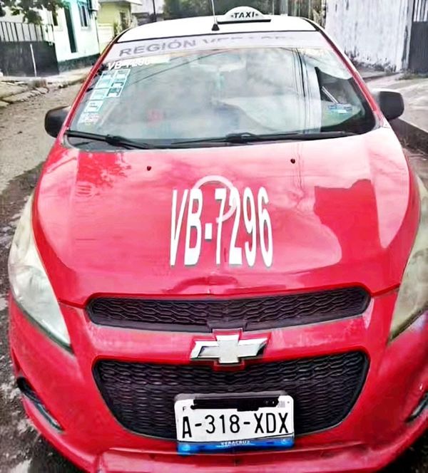 ¡ATRACAN A RULETERO Y LE ROBAN EL TAX!!