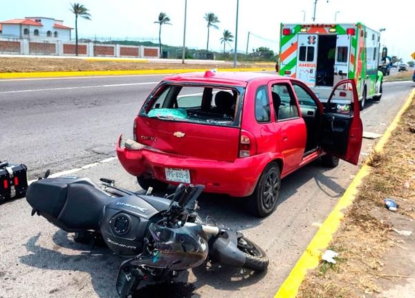 ¡MOTOCICLISTA HERIDO EN LA RIVIERA VERACRUZANA!