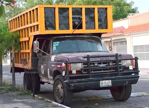 ¡DETIENEN A CONDUCTOR CHOCÓN EN EL FLORESTA!