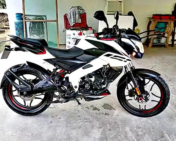 ¡HAMPONES LE ROBAN LA MOTO A TRABAJADOR!