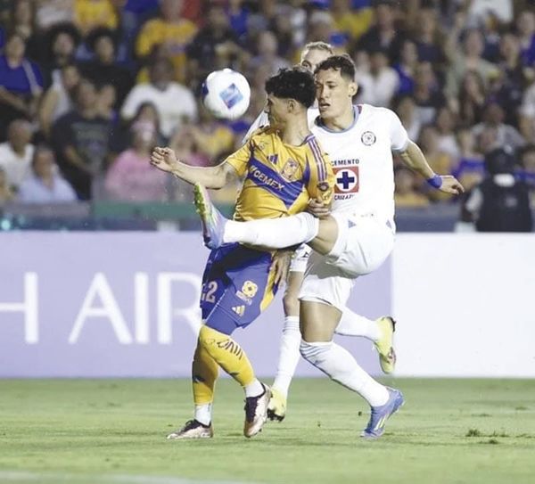 ¡LIGERA VENTAJA AZUL! - POR GOL DE VISITA