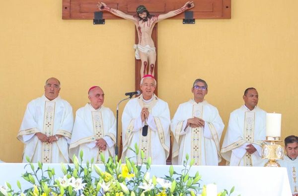 ¡MISA CRISMAL! - A ORAR