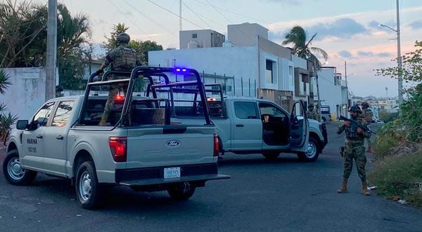 ¡OPERATIVO EN LA COLONIA PRIMERO DE MAYO NORTE! - GENERÓ ZOZOBRA ENTRE LOS VECINOS