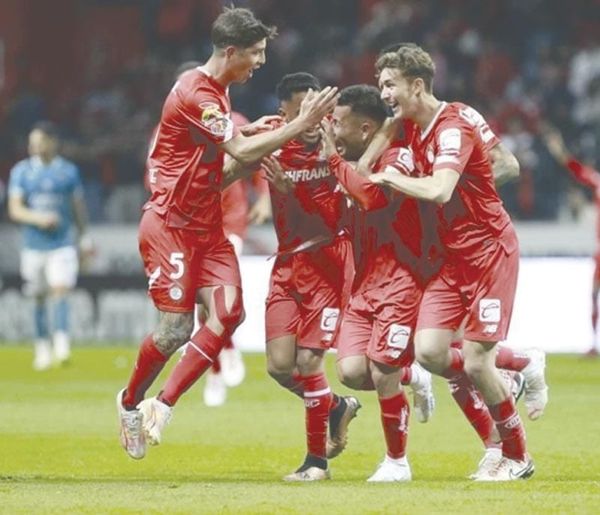 ¡TOLUCA TOMA LA CIMA Y CHIVAS QUEDA FUERA!