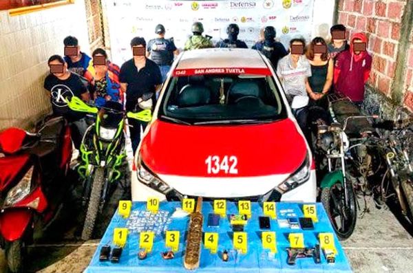 ¡OCHO DETENIDOS EN CATEO EN SAN ANDRÉS TUXTLA!