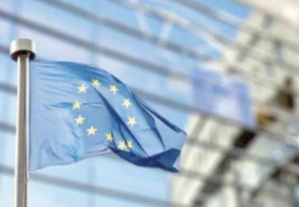 ¡ARANCELES A EU EN REPRESALIA POR TARIFAS DE TRUMP!