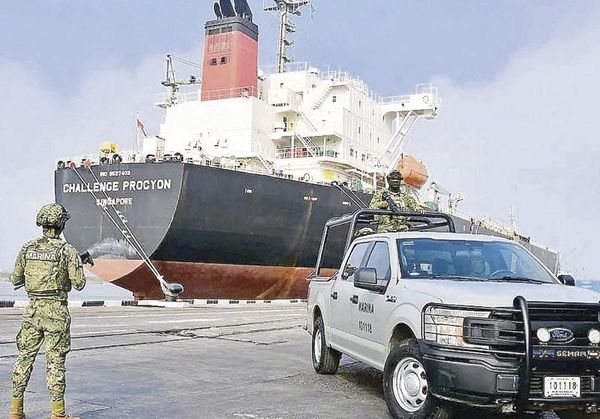 ¡DETECTAN RED DE GASOLINA Y DIESEL DE EU A MÉXICO!