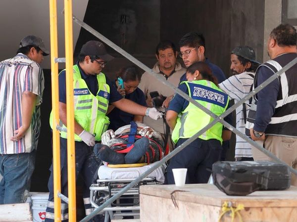 ¡ALBAÑIL CAE DE ANDAMIO Y SE VA AL CIELO!