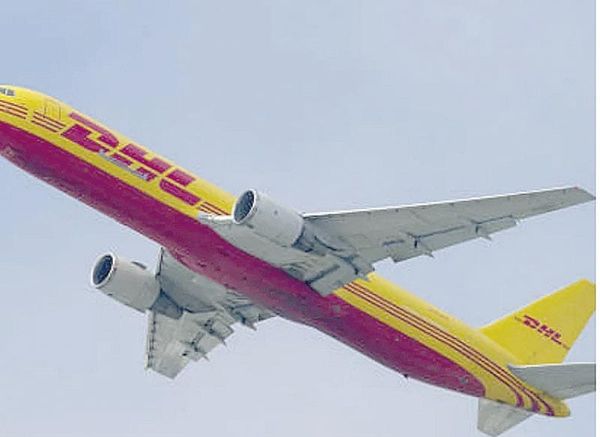 ¡DHL SUSPENDE ENVÍOS MAYORES A 800 DÓLARES A CONSUMIDORES DE EU! - LA MEDIDA OBEDECE A CAMBIOS ADUANEROS