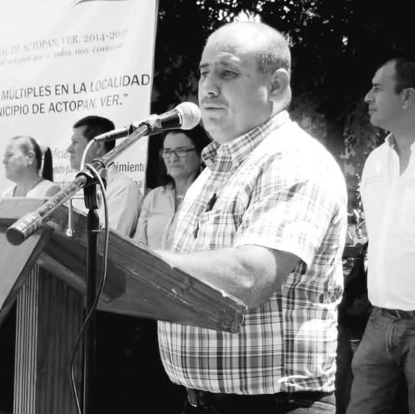 ¡EMBOSCAN A EXALCALDE Y EXREGIDOR DE ACTOPAN!