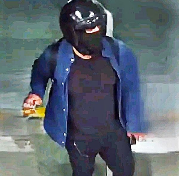 ¡ALERTAN POR EMPISTOLADO QUE ATRACA COMERCIOS EN BOCA DEL RÍO!