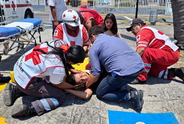 ¡MOTOCICLISTA HERIDO EN ACCIDENTE EN LA AVENIDA DÍAZ MIRÓN!