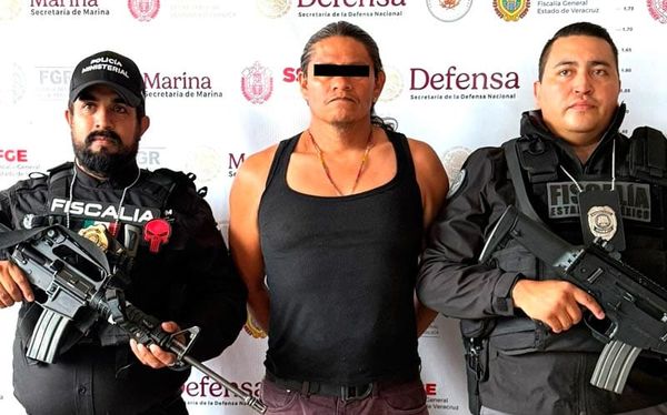 ¡CAPTURAN A EX POLICIA POR EL HOMICIDIO DEL ACTOR ‘BENITO’! - GERARDO R.G. SE ESCONDIA EN LA LOCALIDAD JUAN MOZA DE TUXPAN