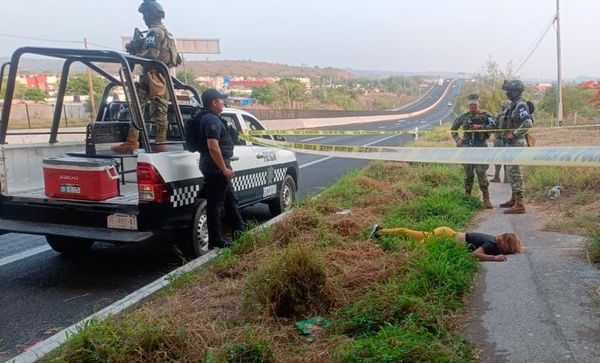 ¡MUJER MUERTA EN LA AUTOPISTA! - EL CADAVER SE ENCONTRABA ABAJO DEL PUENTE DE COLINAS DE SANTA FE