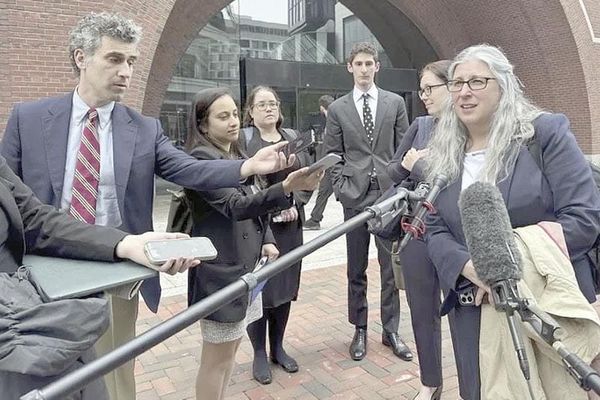 ¡VIOLÓ EL GOBIERNO DE EU ORDEN DE DEPORTACIONES!