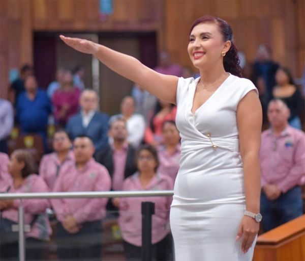 ¡YA HAY FISCALA! - *La nombró el Congreso; Stephany Rosas Méndez *ANTICORRUPCIÓN