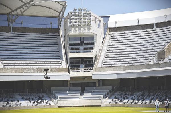 ¡SE AFERRAN A TENER FÚTBOL PROFESIONAL EN VERACRUZ!