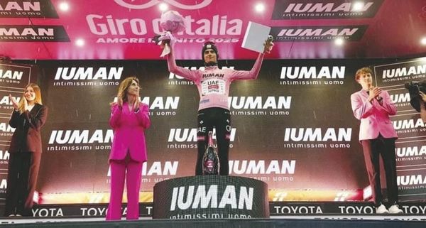 ¡CONSERVA DEL TORO LA ‘MAGLIA ROSA’ DEL GIRO DE ITALIA!