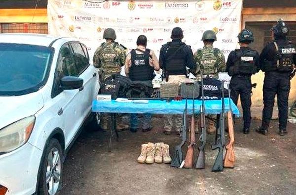 ¡DECOMISAN 5 ARMAS LARGAS EN CATEO EN TIERRA BLANCA!
