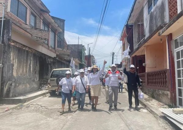 ¡LOS CORRETEAN! - CON DRONES