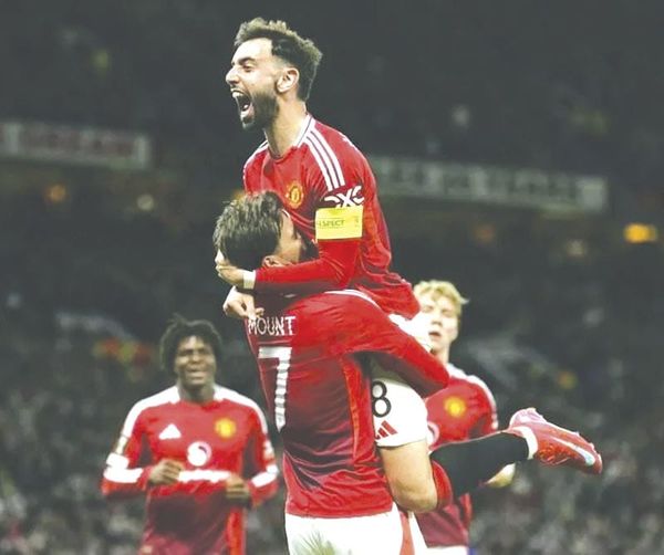 GOLEA UNITED AL ATHLETIC Y ES FINALISTA DE EUROPA LEAGUE