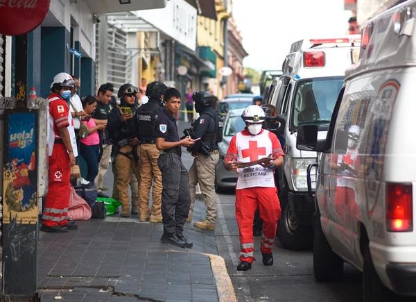 ¡MUERE POLICÍA DE INVESTIGACIÓN EN OFICINAS DE FGE EN XALAPA!