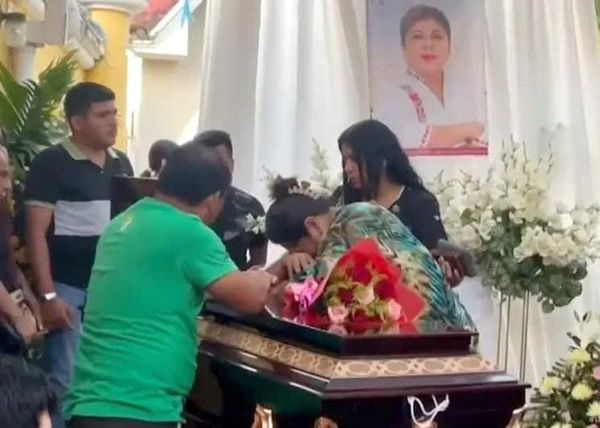 ¡ÚLTIMO ADIÓS A YESENIA! - LLANTO, DOLOR E INDIGNACIÓN